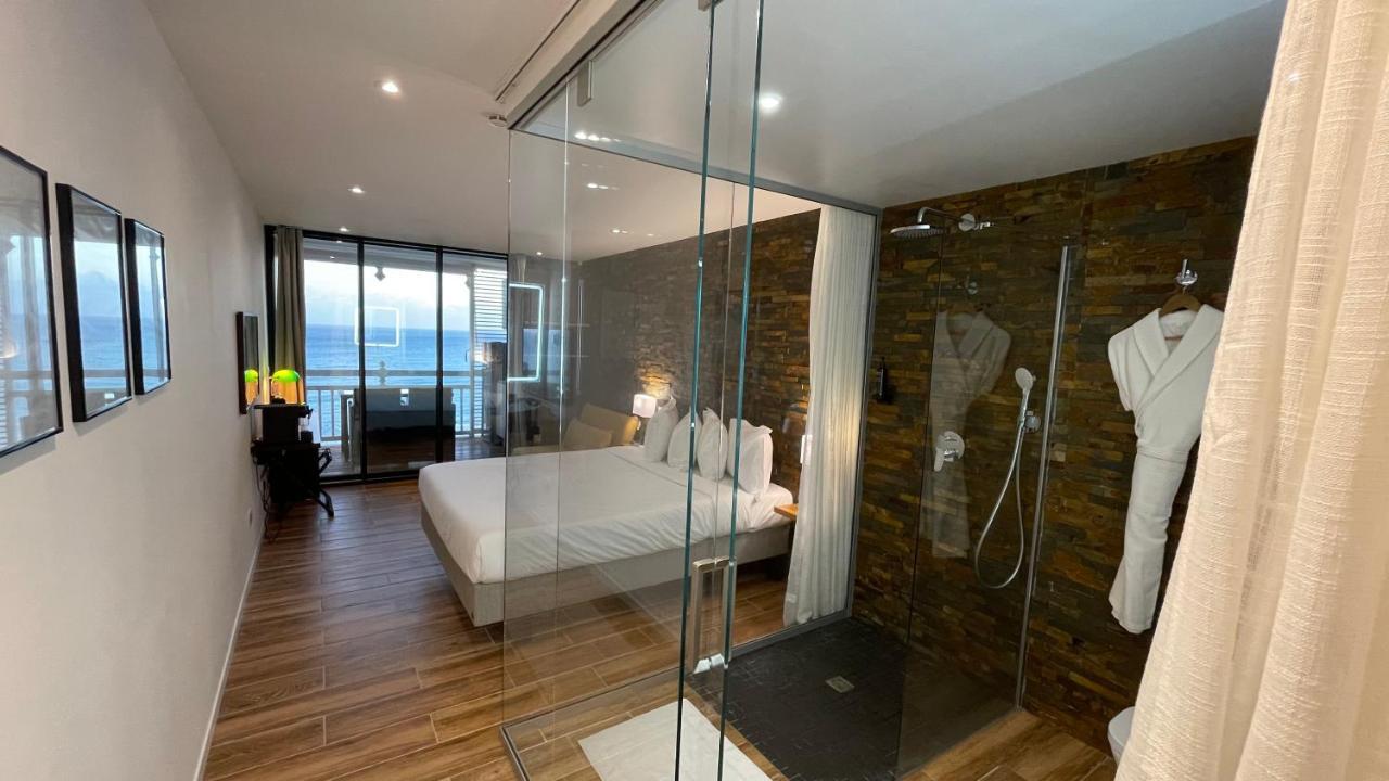 Vue Mer & Rocher - Okavango Blue Studio Le Diamant Exterior photo