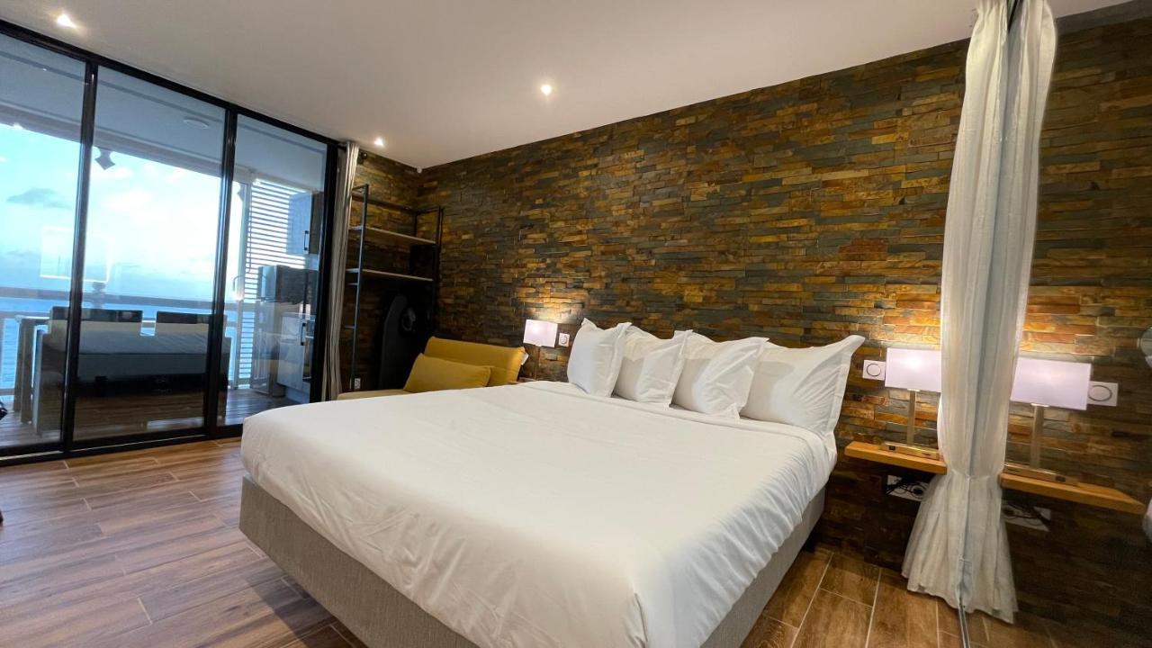 Vue Mer & Rocher - Okavango Blue Studio Le Diamant Exterior photo